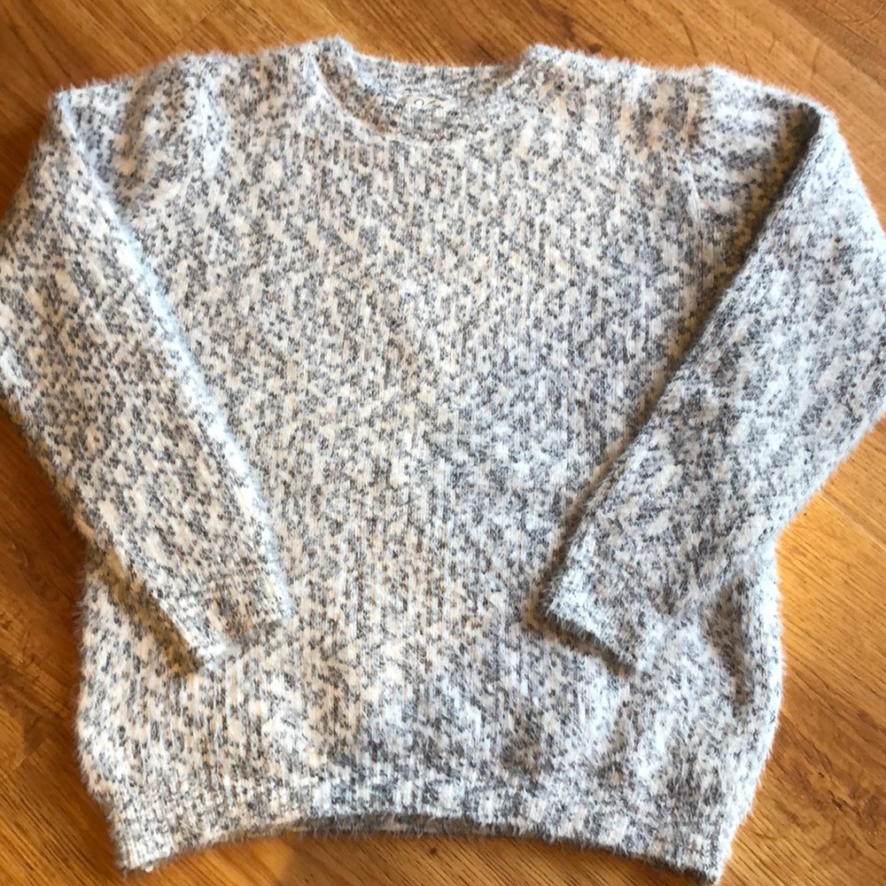Victoria Sweater